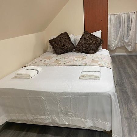 A Comfortable Room New York Ngoại thất bức ảnh