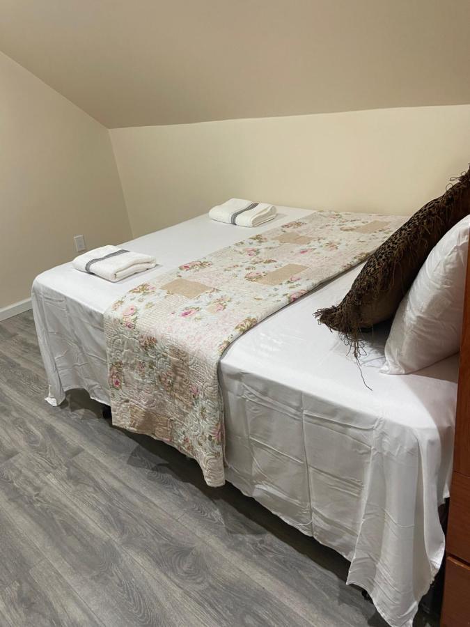 A Comfortable Room New York Ngoại thất bức ảnh