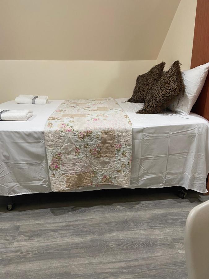 A Comfortable Room New York Ngoại thất bức ảnh